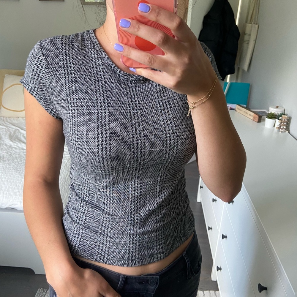 Brandy Melville houndstooth print T shirt